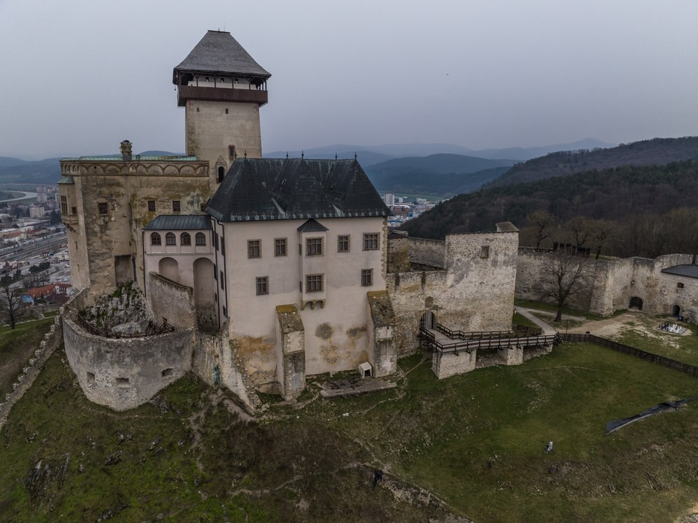 Trenczyn, zamek