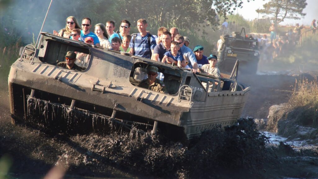 Zlot Historycznych Pojazdów Wojskowych - Magazyn travelist