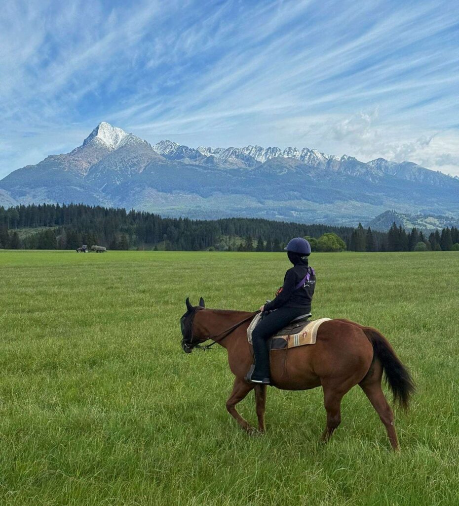 Słowacja: Kone vo Východnej