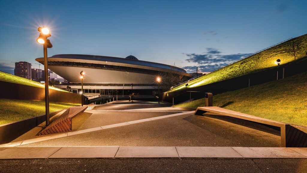 Spodek - Magazyn Travelist