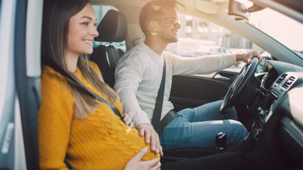 Podróżowanie samochodem w ciąży - Magazyn Travelist