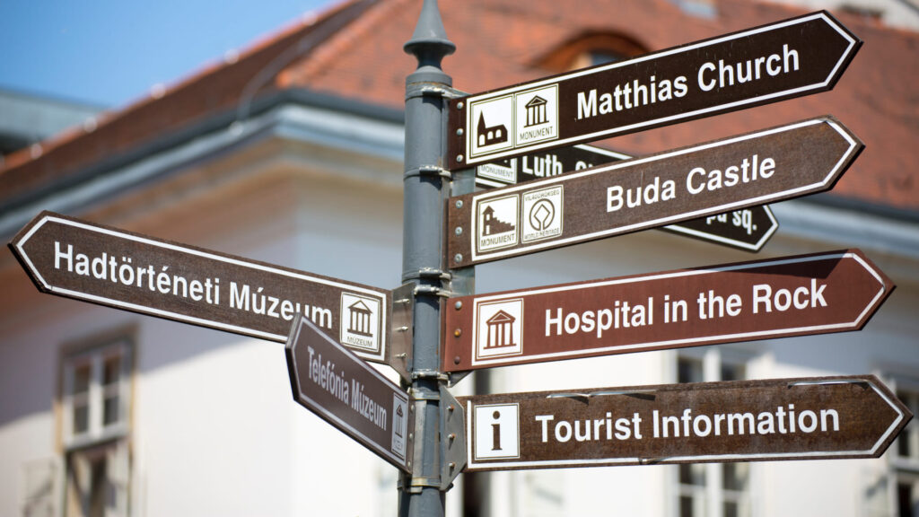 Szpital w Skale - Magazyn travelist